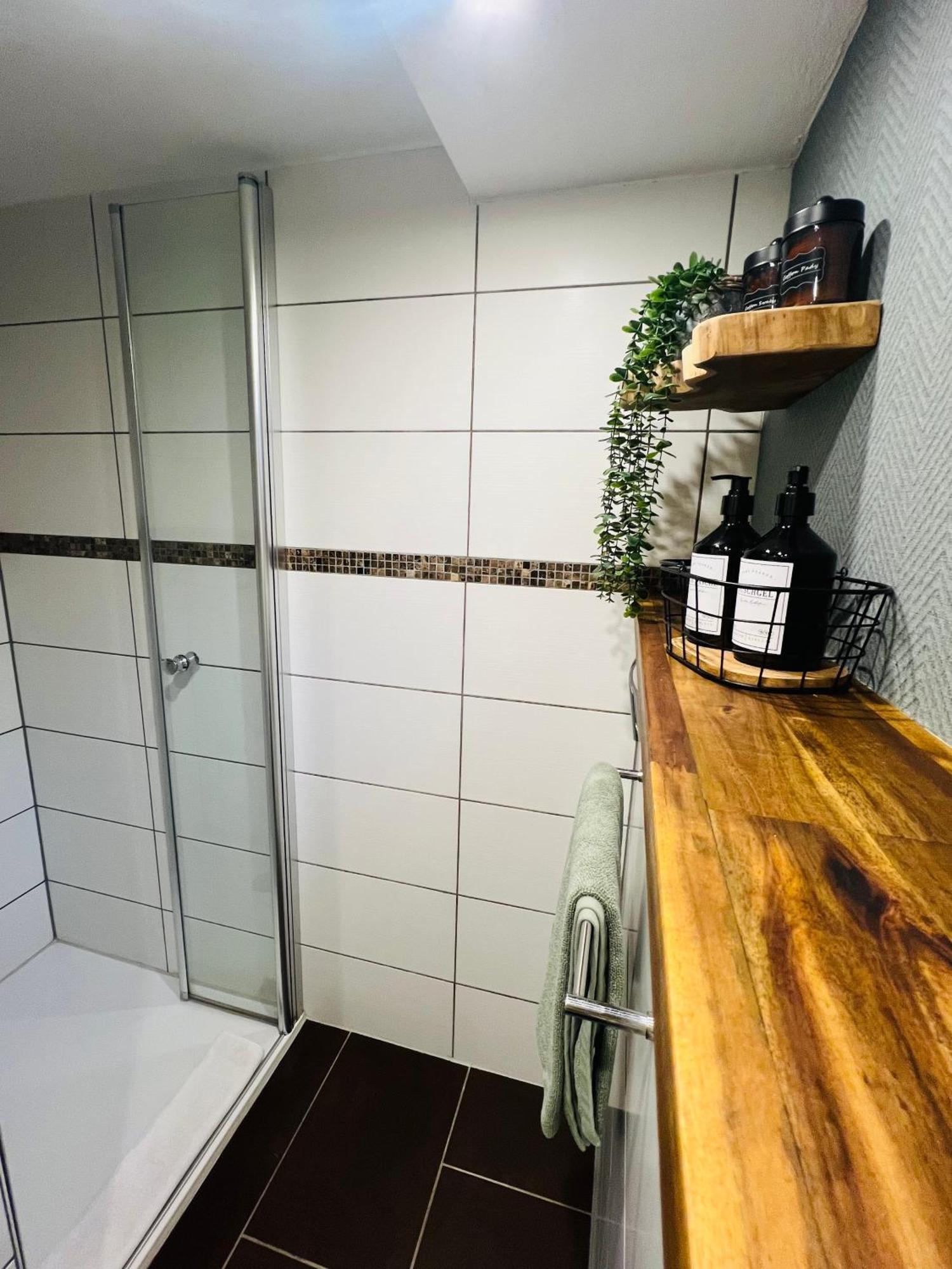 Ferienwohnung Palatina Heuchelheim-Klingen Exterior foto